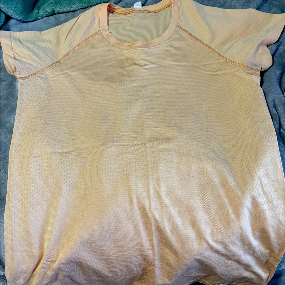 Lululemon swiftly tech